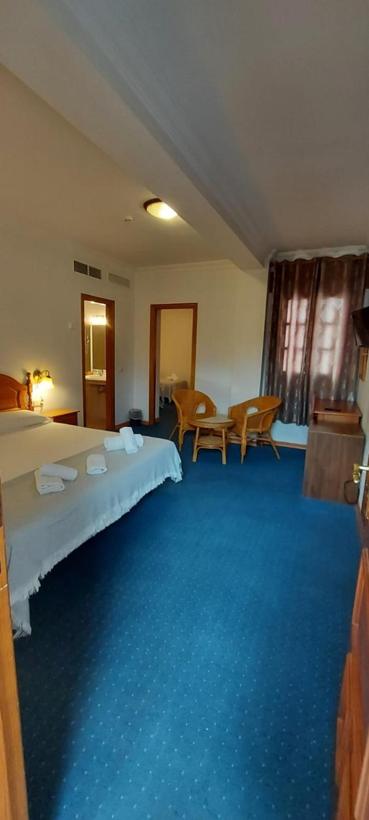 Hotel Mairena Mairena De Alcor Kültér fotó