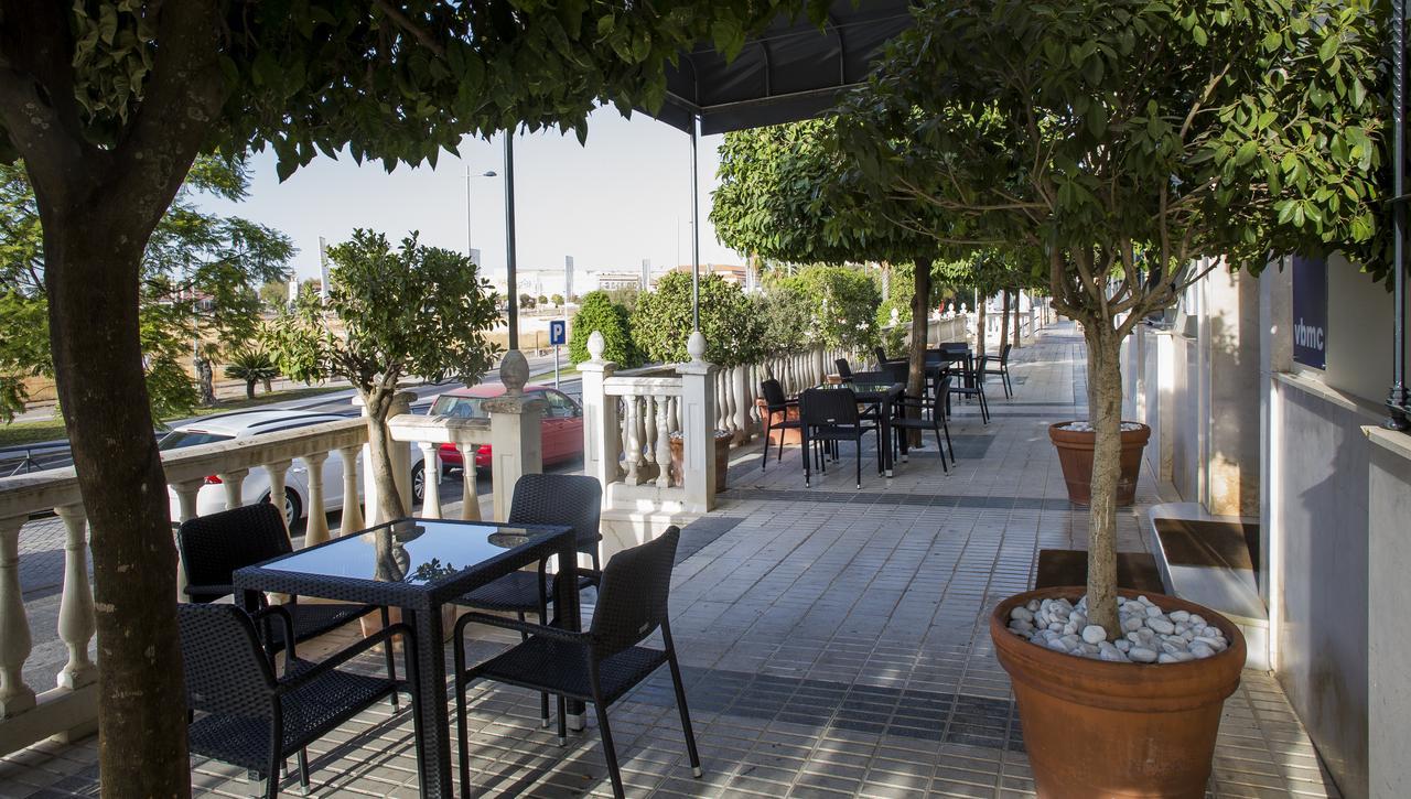 Hotel Mairena Mairena De Alcor Kültér fotó